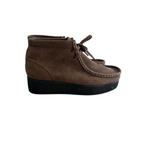 Clarks Brown Suede Platform Wallabee Style Shoes Women’s 9.5